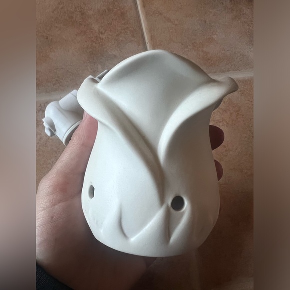 Scentsy, Tea Rose mini Warmer⭐️ - Picture 5 of 15